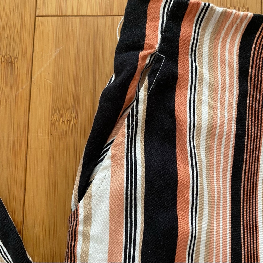 Striped Wide Leg pants - Picture 3 of 5